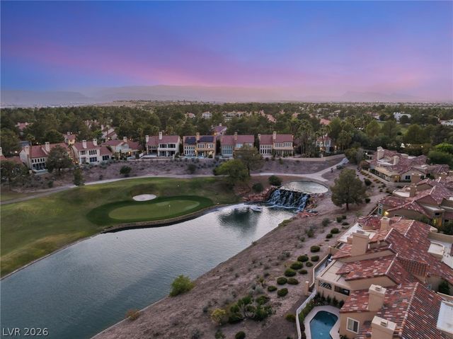 7943 Harbour Towne Avenue, Las Vegas, NV 89113
