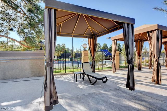 7943 Harbour Towne Avenue, Las Vegas, NV 89113