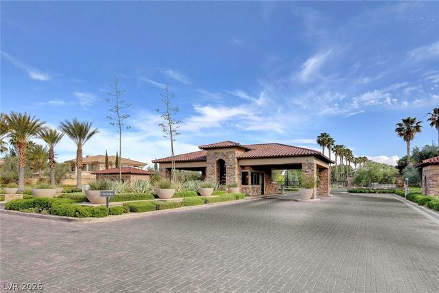 7943 Harbour Towne Avenue, Las Vegas, NV 89113