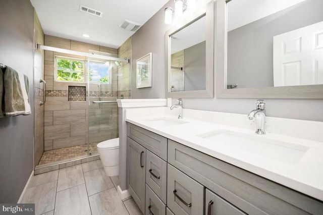 110 LEE CIR, Locust Grove, VA 22508