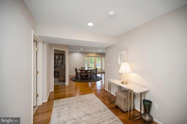 110 LEE CIR, Locust Grove, VA 22508