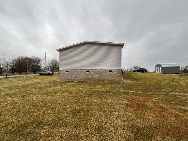 82 Coffee Tree Lane, Somerset, KY 42503