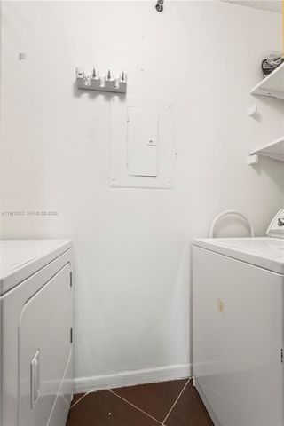 19555 E Country Club Dr 8208, Aventura, FL 33180