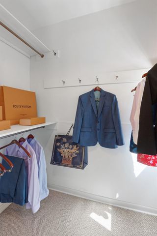 3630 Edwards, Cincinnati, OH 45208