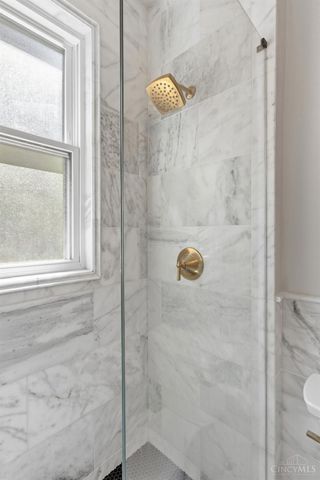 3630 Edwards, Cincinnati, OH 45208