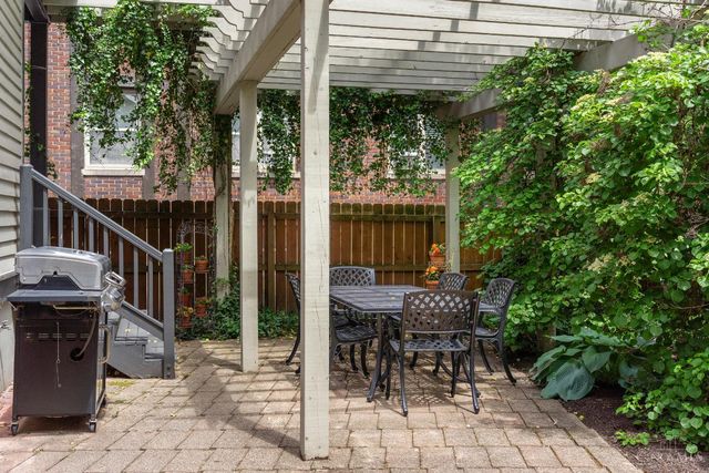 3630 Edwards, Cincinnati, OH 45208