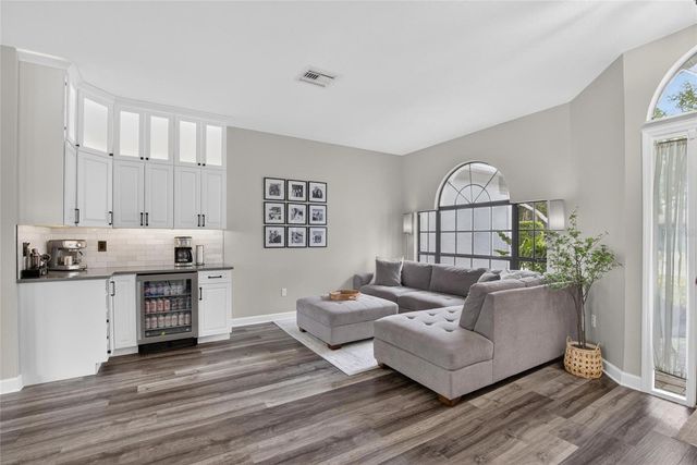 11203 LONGBROOKE DRIVE, Riverview, FL 33579