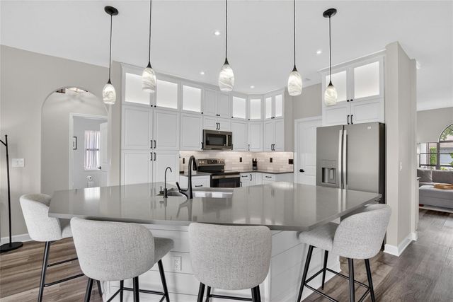11203 LONGBROOKE DRIVE, Riverview, FL 33579