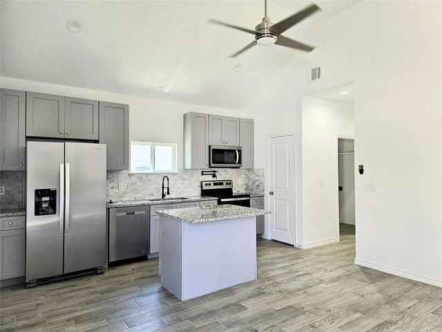 16979 W Juneau, Montgomery, TX 77316