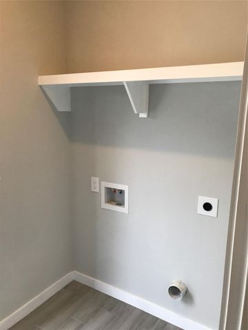 16979 W Juneau, Montgomery, TX 77316