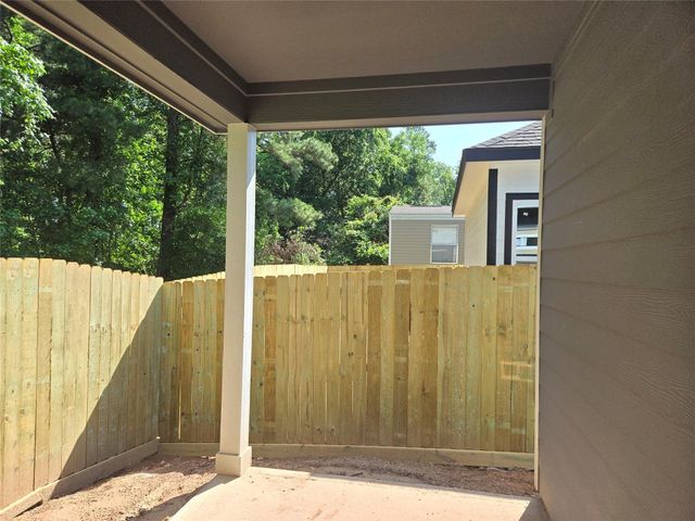 16979 W Juneau, Montgomery, TX 77316