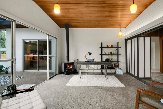 20405 3rd Avenue S, Seattle, WA 98198