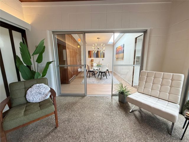 20405 3rd Avenue S, Seattle, WA 98198