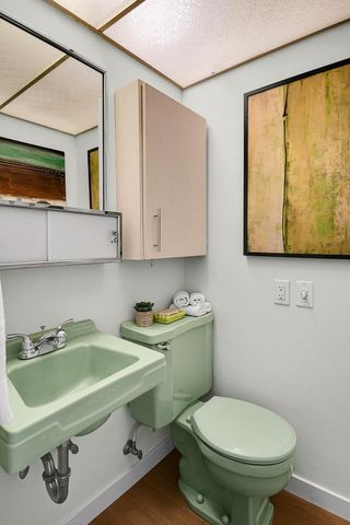 20405 3rd Avenue S, Seattle, WA 98198