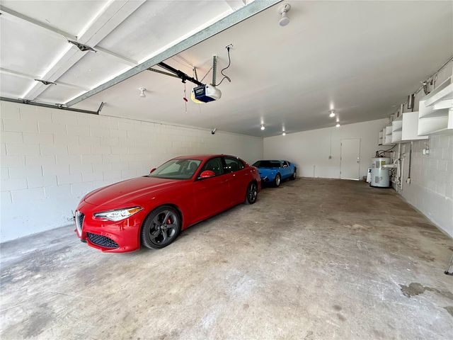 20405 3rd Avenue S, Seattle, WA 98198