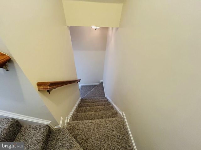 20865 SANDSTONE SQ, Sterling, VA 20165