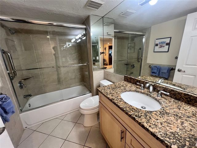 1001 POINT OF ROCKS ROAD 412, Sarasota, FL 34242