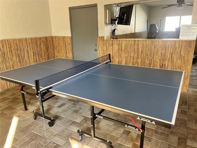 1001 POINT OF ROCKS ROAD 412, Sarasota, FL 34242