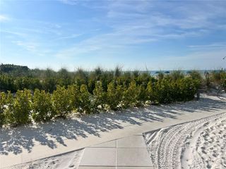 1001 POINT OF ROCKS ROAD 412, Sarasota, FL 34242