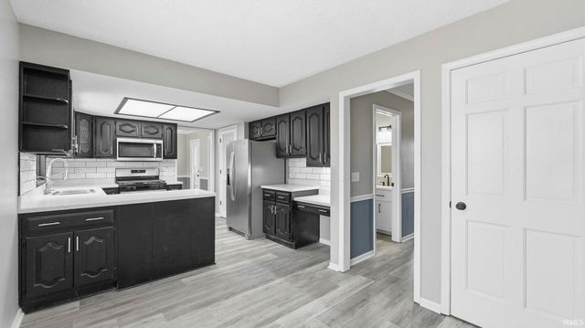 1514 Colebrook Court, Fort Wayne, IN 46845