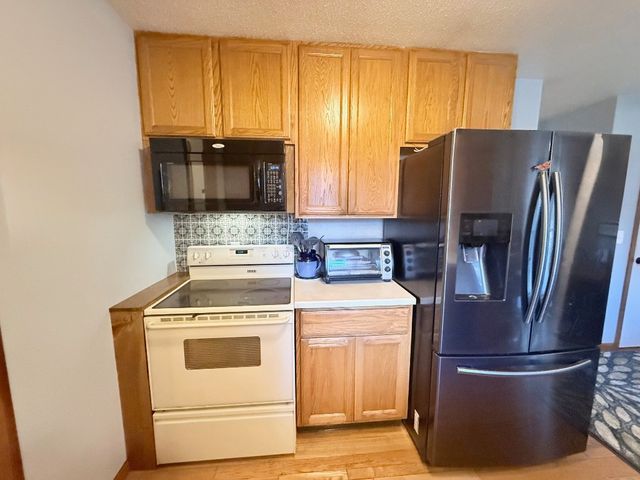 102 VALLEYVIEW Drive, Edinboro, PA 16412