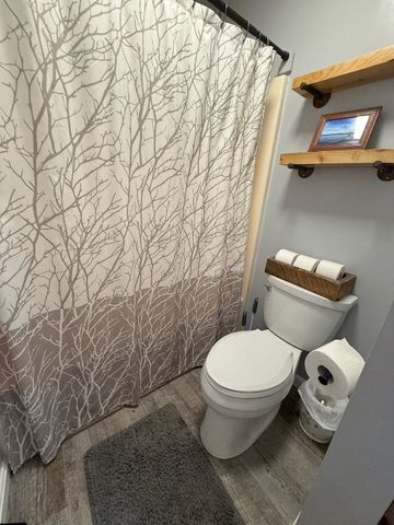 102 VALLEYVIEW Drive, Edinboro, PA 16412