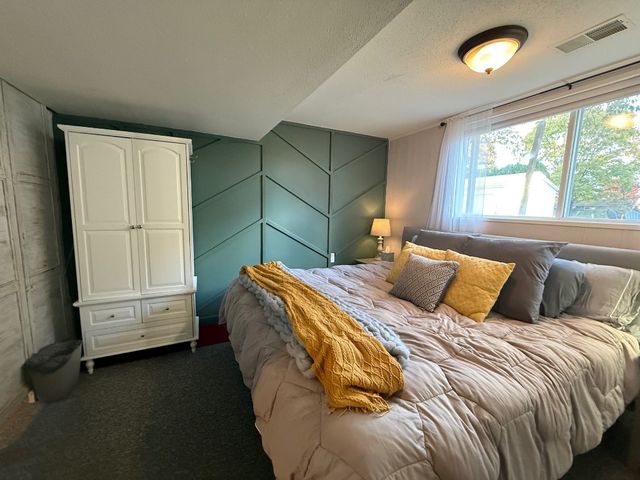 102 VALLEYVIEW Drive, Edinboro, PA 16412