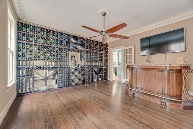 6116 Gaston Avenue, Dallas, TX 75214