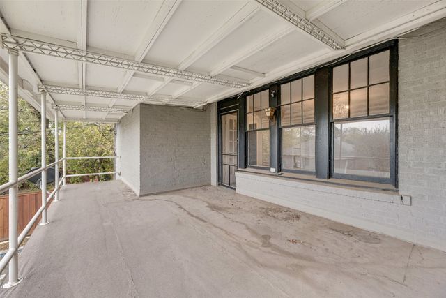 6116 Gaston Avenue, Dallas, TX 75214