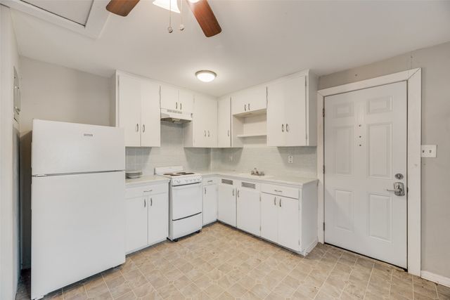 6116 Gaston Avenue, Dallas, TX 75214