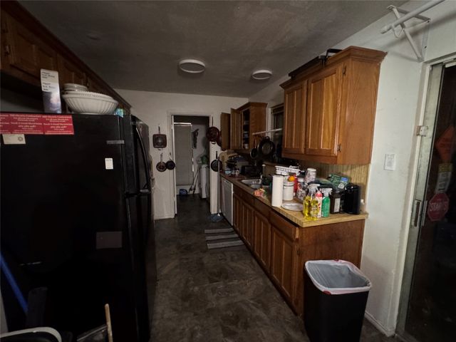 416 Butterfly Lane, Red Oak, TX 75154