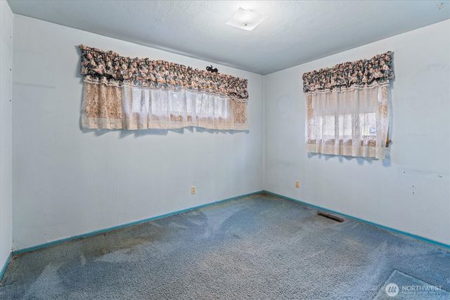 10424 36th Street E, Edgewood, WA 98372