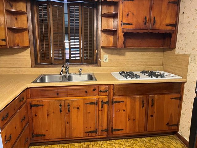 743 Brookwood Drive, Forest Park, GA 30297