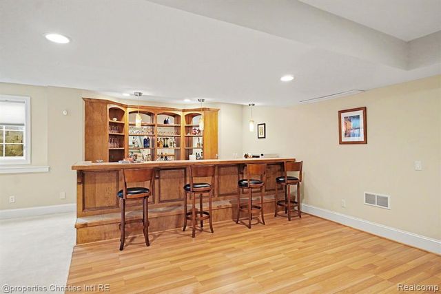 16987 Kings Fairway Lane, Grand Blanc, MI 48439