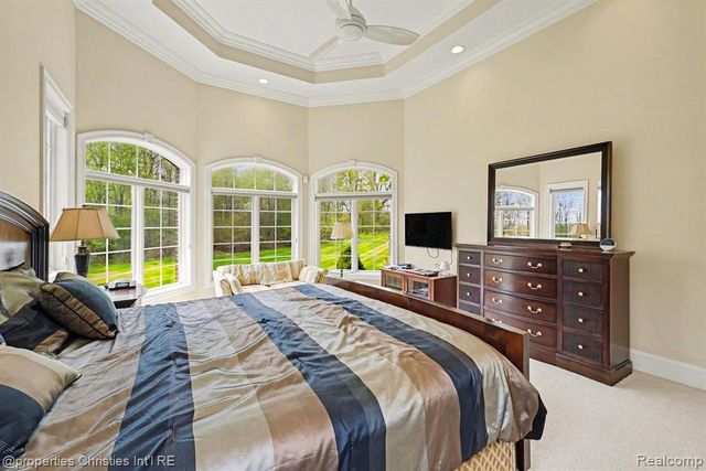 16987 Kings Fairway Lane, Grand Blanc, MI 48439