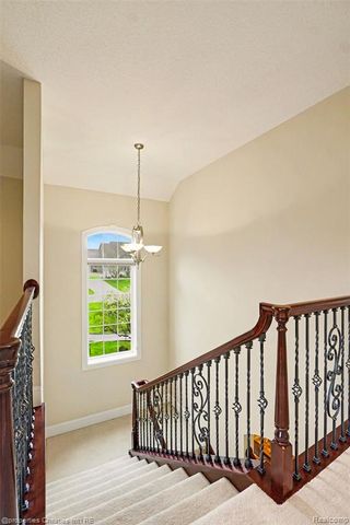 16987 Kings Fairway Lane, Grand Blanc, MI 48439