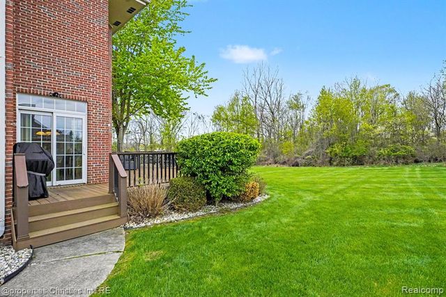 16987 Kings Fairway Lane, Grand Blanc, MI 48439