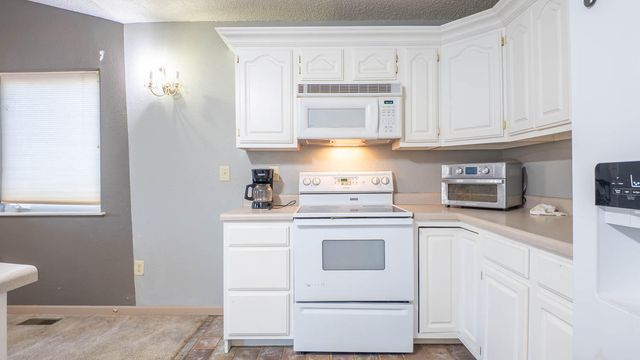 7785 Nadine Road, Houston, MO 65483