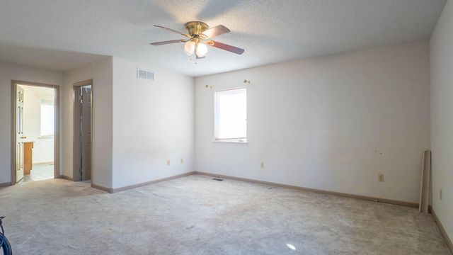 7785 Nadine Road, Houston, MO 65483