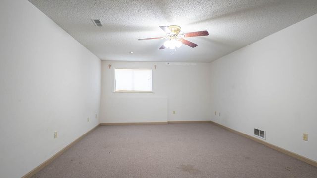 7785 Nadine Road, Houston, MO 65483