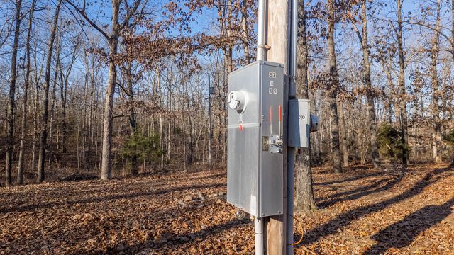 7785 Nadine Road, Houston, MO 65483