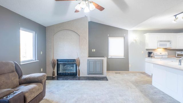 7785 Nadine Road, Houston, MO 65483