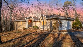 7785 Nadine Road, Houston, MO 65483