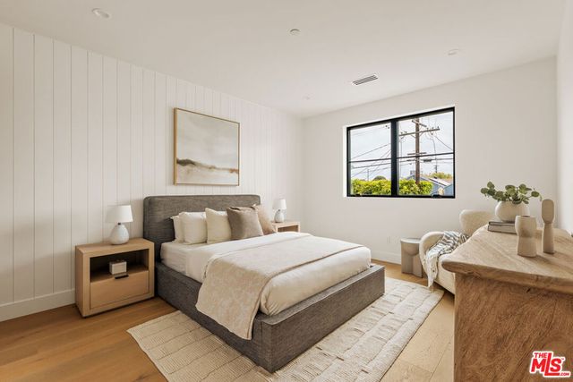 8346 Mcconnell, Westchester, CA 90045