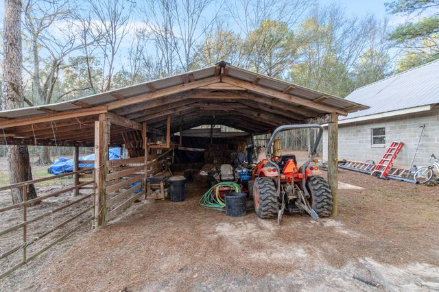 320 Everett Drennan Rd, Sumrall, MS 39482