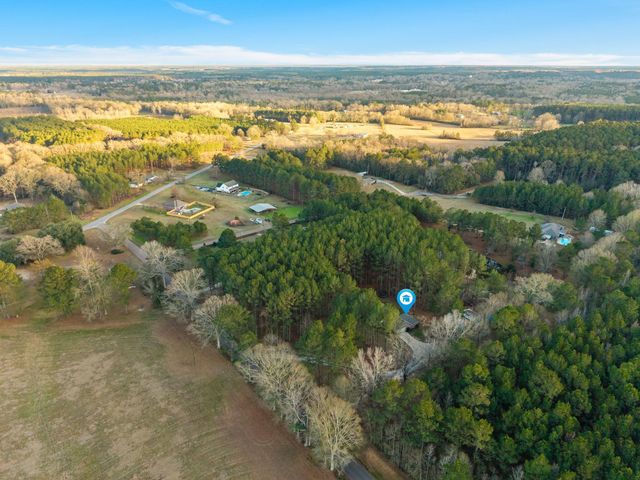 320 Everett Drennan Rd, Sumrall, MS 39482