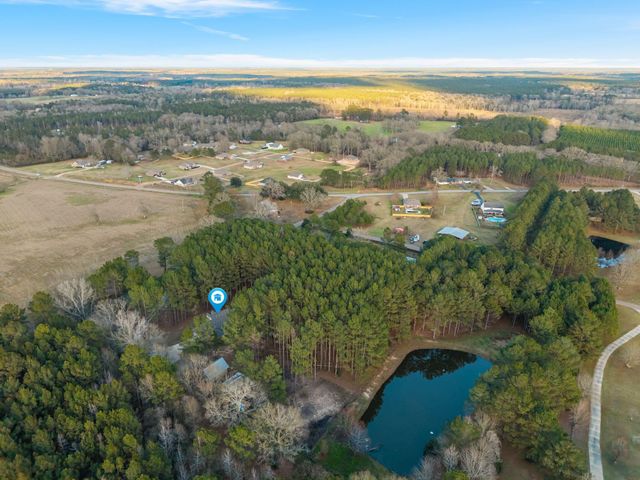 320 Everett Drennan Rd, Sumrall, MS 39482