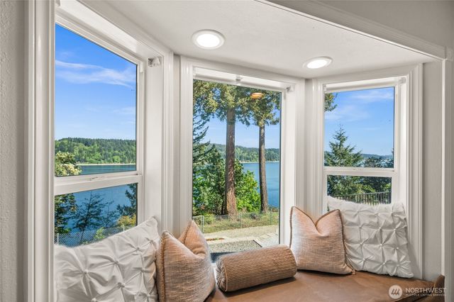 7295 Navajo Trail NE, Bremerton, WA 98311