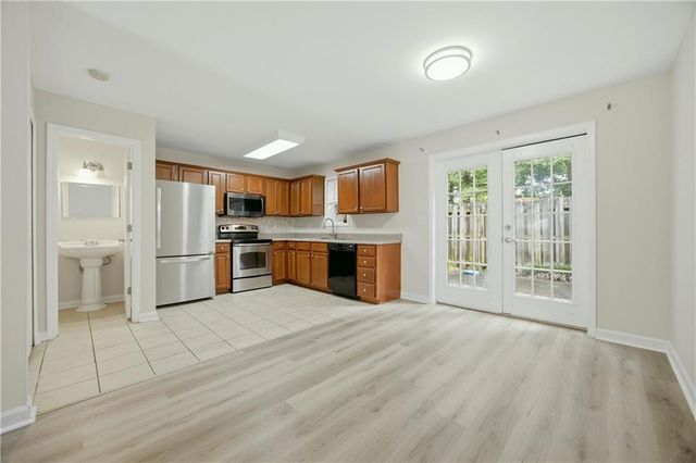 212 Summer Place, Norcross, GA 30071