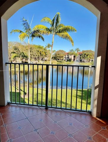 12136 Saint Andrews Pl 212, Miramar, FL 33025